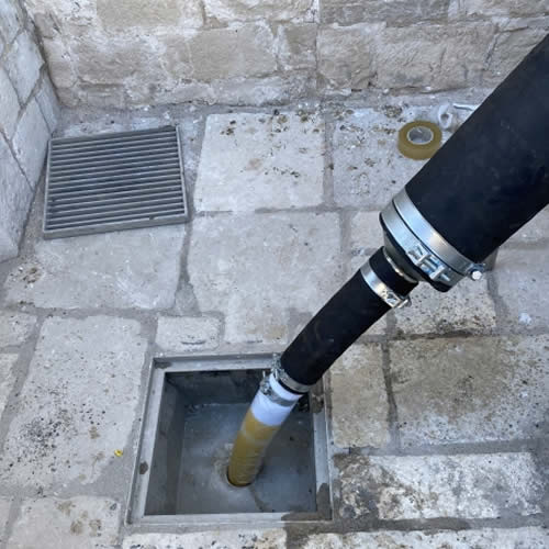 Castello di Trani – Risanamento non distruttivo (relining) su due pluviali